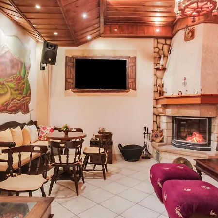 Villa Homely Holiday In Stournareika With Terrace *