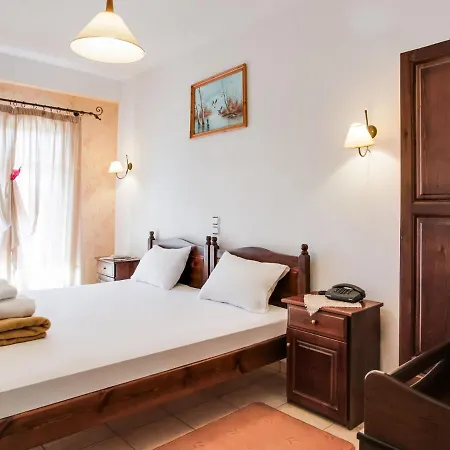 Villa Homely Holiday In Stournareika With Terrace